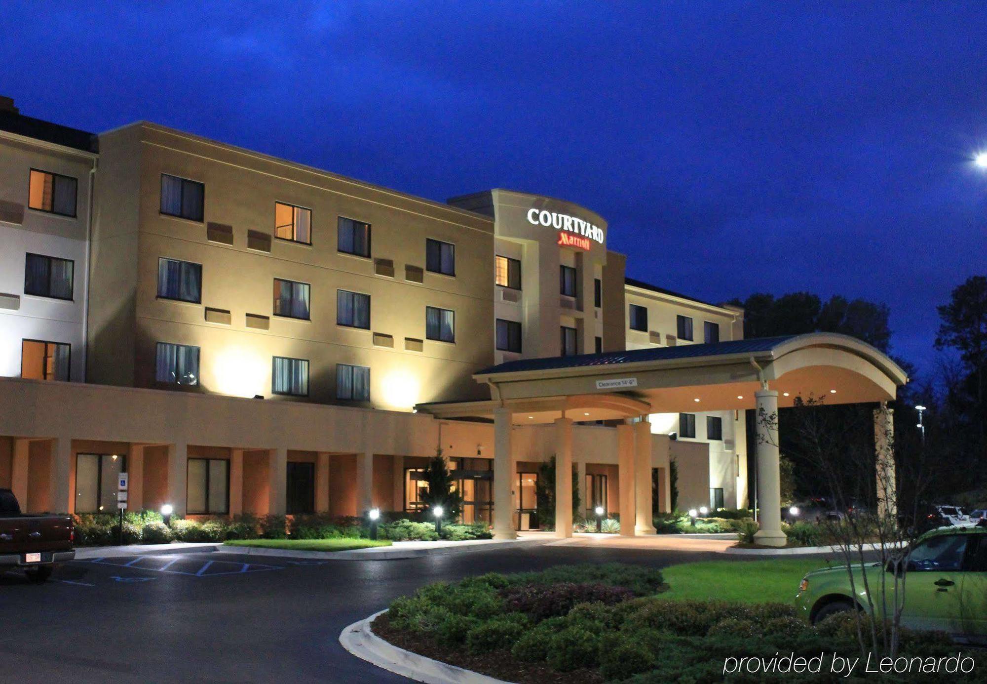 Courtyard By Marriott Vicksburg Hotel Екстериор снимка